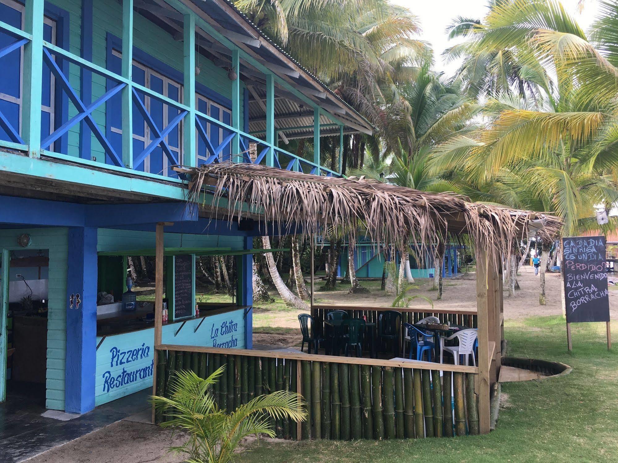 Buccaneer Resort Carenero Экстерьер фото